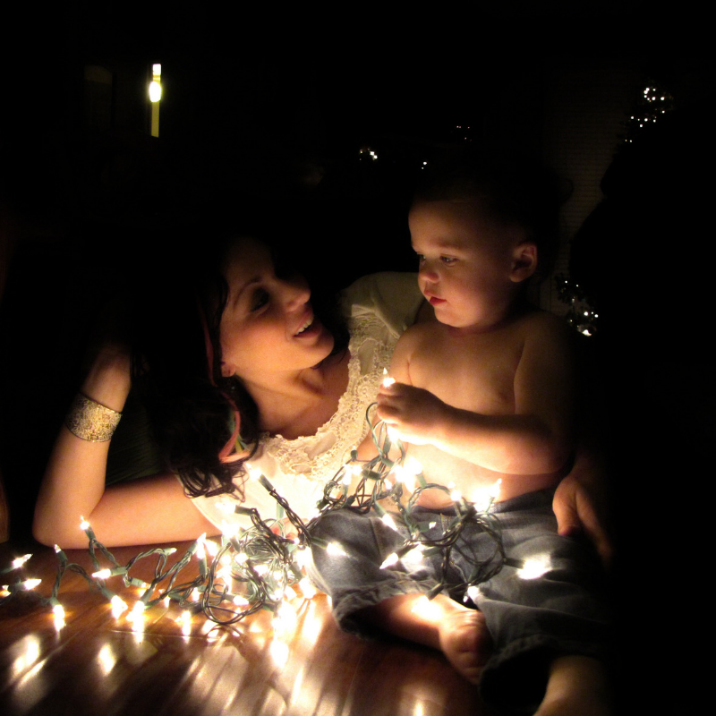 18 Popular Latino Christmas Songs
