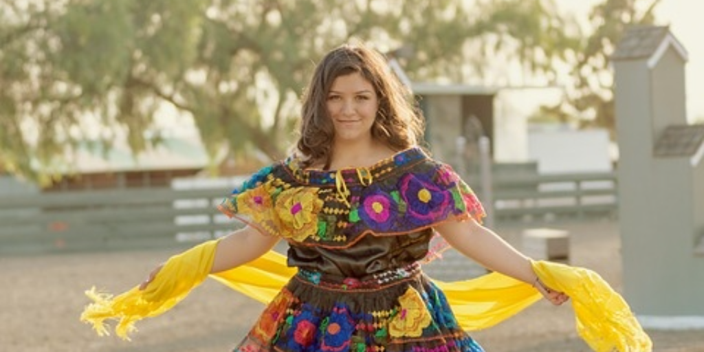 10 Funny Tweets About Growing Up Hispanic